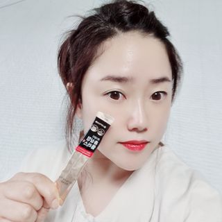 서울약사신협_투데이홍삼정플러스스틱_10g x 30포 — 5점을 준 리뷰어가 2021년 2월 올린 사용 사진