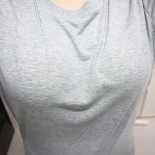 아르보노브라 아르보노 10color 데일리 반팔 노브라티 — 5점을 준 리뷰어가 2022년 5월 올린 사용 사진
