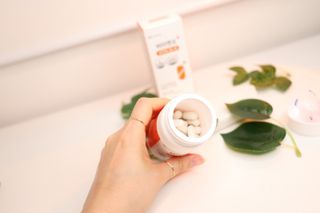 프리마인 성큼다가온 봄, 이너뷰티를 챙겨야 피부도 화사하게, 컨디션도 활기차게. 흡수율을 높인 고효율 비타민. — 5점을 준 리뷰어가 2023년 4월 올린 사용 사진