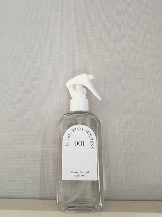 디어포레스트 숲속의 하루 패브릭미스트 (섬유향수/ 룸스프레이) 200ml — 5점을 준 리뷰어가 2022년 7월 올린 사용 사진