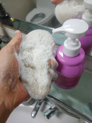 [후르디아] 과즙 뿜뿜_모과 바디워시+바디에센스 세트 — 5점을 준 리뷰어가 2021년 2월 올린 사용 사진