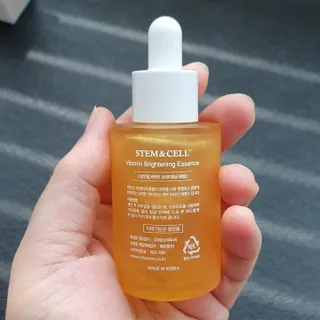 체르엠 스템앤셀 비타민 브라이트닝 에센스 30ml 1개 — 5점을 준 리뷰어가 2022년 4월 올린 사용 사진