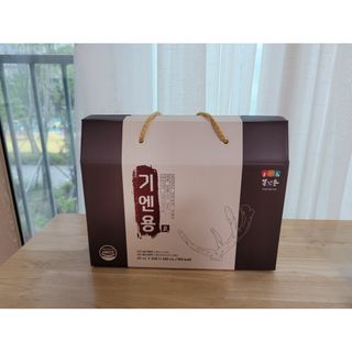 [몸엔용] 무더운 날씨에 국산녹용 기엔용으로 몸보신 50ml x 30포 — 4점을 준 리뷰어가 2021년 6월 올린 사용 사진
