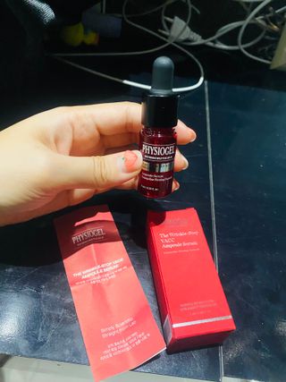 피지오겔 사이언수티컬즈 더 링클-스탑 백 앰플 세럼 — 4점을 준 리뷰어가 2022년 4월 올린 사용 사진