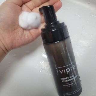 비프리코스메틱 허니 스킨 클렌징폼 150ml — 5점을 준 리뷰어가 2023년 2월 올린 사용 사진
