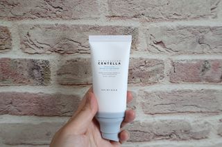 [스킨1004] 마다가스카르 센텔라 히알루-시카 워터핏 선세럼 50ml — 5점을 준 리뷰어가 2024년 5월 올린 사용 사진