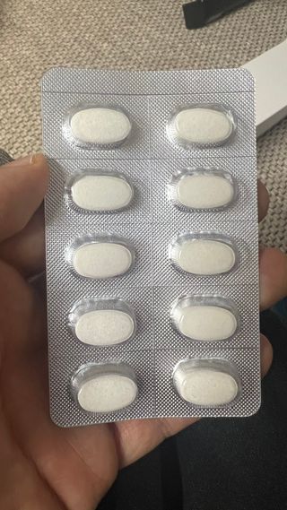 [경남제약헬스케어]케어플러스 관절엔 MSM 1000mg 60정/1개월분/관절/뼈/연골 영양/비타민D+아연/1일2정 — 5점을 준 리뷰어가 2024년 1월 올린 사용 사진