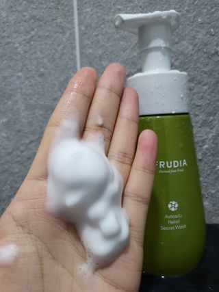 [후르디아] 아보카도 약산성 비건 여성 청결제 — 5점을 준 리뷰어가 2022년 4월 올린 사용 사진