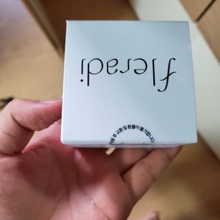 플레라디 에델바이스 인리치드 머랭 크림 — 5점을 준 리뷰어가 2021년 7월 올린 사용 사진