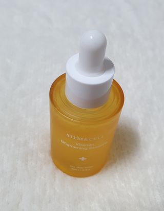 체르엠 스템앤셀 비타민 브라이트닝 에센스 30ml 1개 — 5점을 준 리뷰어가 2022년 3월 올린 사용 사진