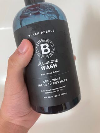 블랙페블 올인원 워시 쿨 웨이브 500ml — 4.5점을 준 리뷰어가 2021년 5월 올린 사용 사진