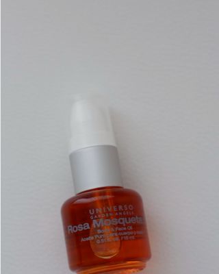 유니베르소 로즈힙 오일 15ml — 5점을 준 리뷰어가 2021년 7월 올린 사용 사진