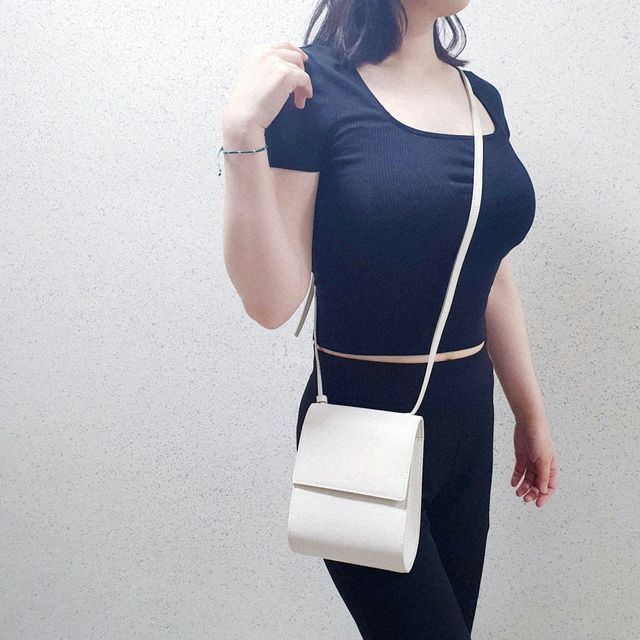 Pochette crossbody bag Ivory 리뷰 사진