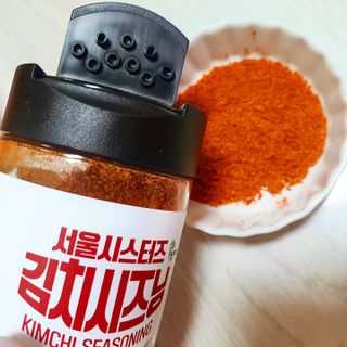 [서울시스터즈] 김치시즈닝 국내 최초 뿌려먹는 김치파우더 100g 1개+ 신제품 김치스낵 90g 2개 — 5점을 준 리뷰어가 2021년 8월 올린 사용 사진