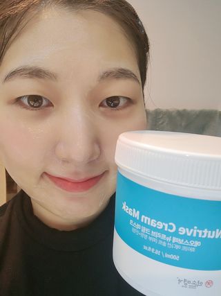 약손명가코스메틱 에오스보떼 뉴트리브 크림 마스크 솔트 500ml — 5점을 준 리뷰어가 2022년 1월 올린 사용 사진