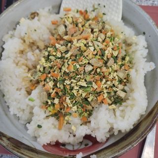해풀잎 누구나 김밥*2ea [(혼합야채 35g *2ea,  김밥김 (10g, 2ea),  양념간장 (6g, 10ea), 참기름(5g, 4ea)] — 4점을 준 리뷰어가 2022년 6월 올린 사용 사진