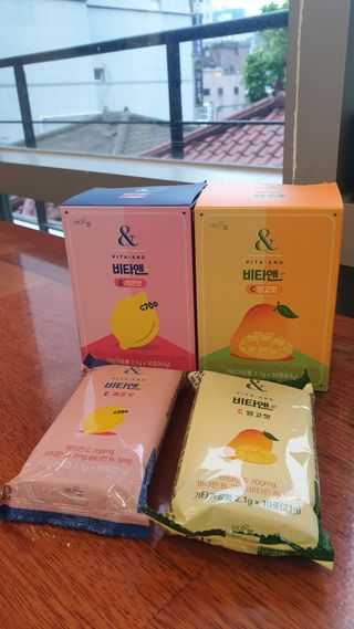 비타앤C 레몬맛, 망고맛 — 5점을 준 리뷰어가 2021년 5월 올린 사용 사진