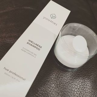 유메이 웰니스 샴푸 + 유메이 스칼프 브러쉬 — 5점을 준 리뷰어가 2022년 2월 올린 사용 사진
