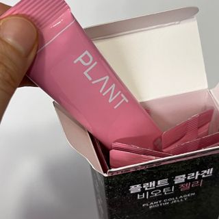 [NOW] 플랜트 콜라겐 비오틴 젤리 2박스_올리브영 전용 — 5점을 준 리뷰어가 2024년 6월 올린 사용 사진