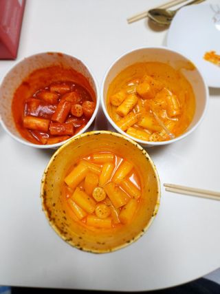 프리 [요리궁리] 타입 B (매콤,치즈,매콤까르보) 꽃떡볶이 6개입 세트 — 5점을 준 리뷰어가 2024년 12월 올린 사용 사진