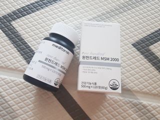 메디타민 원헌드레드 MSM 2000 — 5점을 준 리뷰어가 2021년 7월 올린 사용 사진