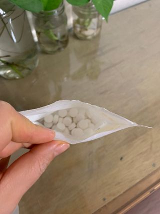 녹다 츄츄고체치약 150정 프로폴리스 죽염 씹는 치약 — 5점을 준 리뷰어가 2022년 12월 올린 사용 사진