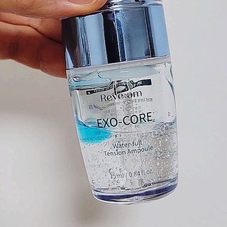 나우 [리브엠] 화해 1등 수분앰플 , 엑소코어 워터풀 텐션 앰플 — 5점을 준 리뷰어가 2023년 6월 올린 사용 사진