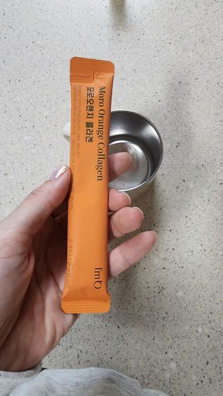 [음료수 대신 가능!]  빠르게 흡수되는 아임오 타먹는 콜라겐 1박스 — 5점을 준 리뷰어가 2023년 4월 올린 사용 사진
