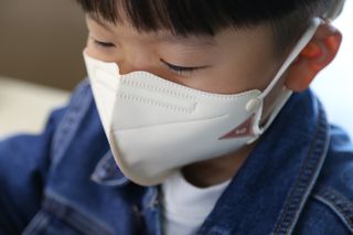 아이엘이 ILE 친환경 새부리형 방수 마스크 — 5점을 준 리뷰어가 2022년 4월 올린 사용 사진