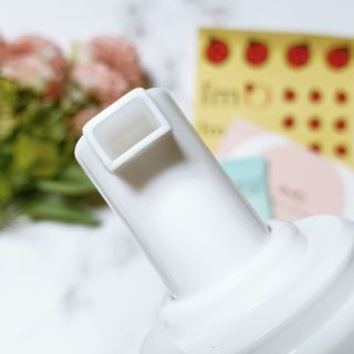 아임오 페미닌워시 150ML + 페미닌티슈6입 + 아임오스티커 + 쿠폰북 — 5점을 준 리뷰어가 2021년 10월 올린 사용 사진