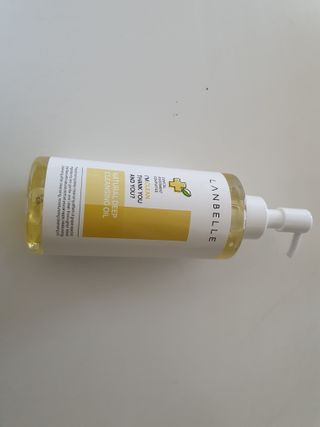 랑벨 내츄럴 딥 클렌징 오일 200ml (저자극 약산성 천연 클렌징) — 5점을 준 리뷰어가 2022년 5월 올린 사용 사진
