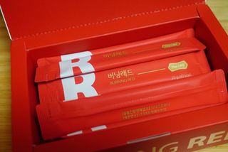 디오르 버닝레드 — 5점을 준 리뷰어가 2022년 2월 올린 사용 사진
