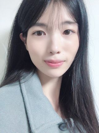 멈칫(MUMCHIT) 넥퍼퓸 NECKPERFUME 2가지 향 — 5점을 준 리뷰어가 2021년 12월 올린 사용 사진