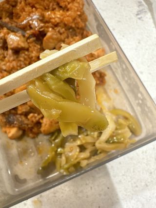 루시델리 야미하우스 홍콩 스파이시 프리미엄 짜사이 무침 500g — 5점을 준 리뷰어가 2024년 8월 올린 사용 사진