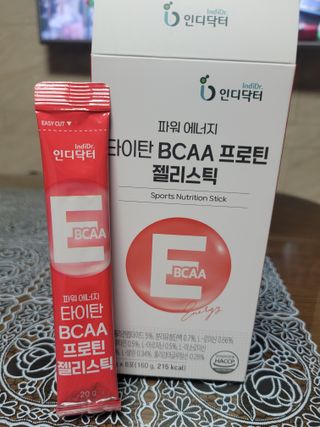 [인디닥터] 타이탄 BCAA 프로틴 젤리스틱 — 5점을 준 리뷰어가 2022년 5월 올린 사용 사진