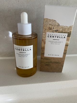 [스킨1004] 마다가스카르 센텔라 앰플 100ml — 5점을 준 리뷰어가 2024년 5월 올린 사용 사진