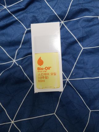 바이오오일 [바이오-오일] 스킨케어 오일 내추럴 60ml — 5점을 준 리뷰어가 2021년 12월 올린 사용 사진