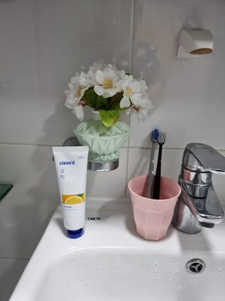 주식회사 클린디 [클린디] 고기능성 칫솔 세트_기능모/탄력모/미세모/초극세모 — 5점을 준 리뷰어가 2022년 3월 올린 사용 사진