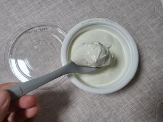 숲골 꾸덕꾸덕 그릭요거트 150g 2개 — 4점을 준 리뷰어가 2021년 11월 올린 사용 사진