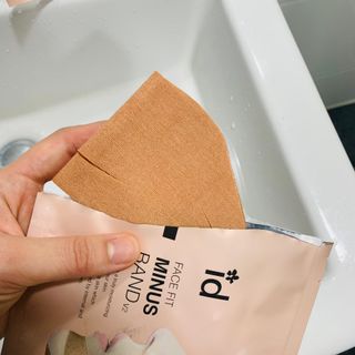 아이디플라코스메틱 아이디 페이스핏 마이너스 밴드 v2 — 4.5점을 준 리뷰어가 2021년 6월 올린 사용 사진