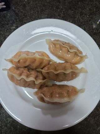 삼양냉동 [삼양] 얇은피불닭왕교자+얇은피까르보불닭왕교자 총4팩 — 5점을 준 리뷰어가 2021년 2월 올린 사용 사진