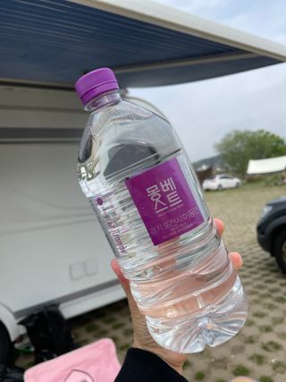 몽베스트 MONTBEST 1L 12입 — 5점을 준 리뷰어가 2022년 4월 올린 사용 사진