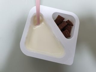 매일바이오 토핑요거트 — 5점을 준 리뷰어가 2021년 5월 올린 사용 사진