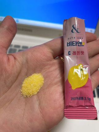 비타앤C 레몬맛, 망고맛 — 5점을 준 리뷰어가 2021년 5월 올린 사용 사진