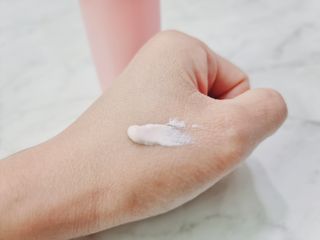 리엔케이 핑크 볼륨 래디언스 컬러크림 에디션 — 5점을 준 리뷰어가 2022년 11월 올린 사용 사진