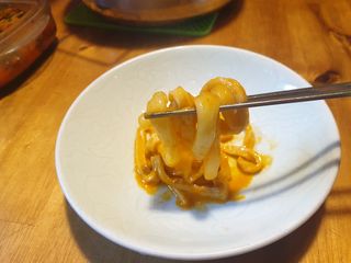[푸딩팩토리] 로제누들떡볶이 500g / 까르보나라크림누들떡볶이 500g — 3.5점을 준 리뷰어가 2022년 7월 올린 사용 사진