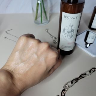 [패키지리뉴얼]보타니티 진정 결케어 플라본 부스터 210ml / 플라본 세럼 50m — 5점을 준 리뷰어가 2022년 5월 올린 사용 사진