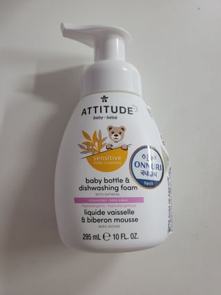 에티튜드 천연 젖병세정제 무향 아토베이비 폼타입 (295ml) 천연 친환경 비건 — 5점을 준 리뷰어가 2022년 8월 올린 사용 사진