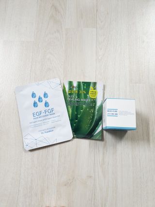 Dr.느루벗 느루벗 모이스쳐 24 크림 — 5점을 준 리뷰어가 2021년 2월 올린 사용 사진