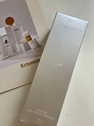 나우 [리브엠] 화해 1등 클렌징 파우더! 모공&피지 말끔순삭 — 5점을 준 리뷰어가 2023년 6월 올린 사용 사진